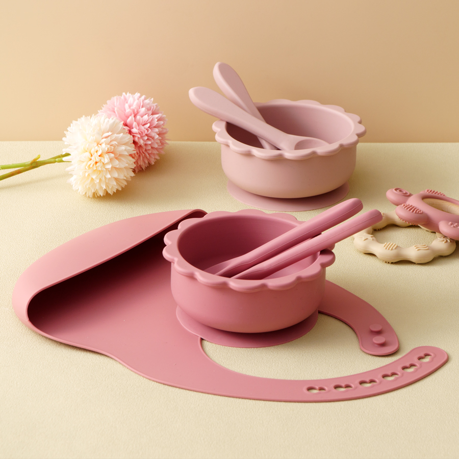 4 buah Set peralatan makan sil - Waterproof Baby Bibs Silicone ulasan dan harga