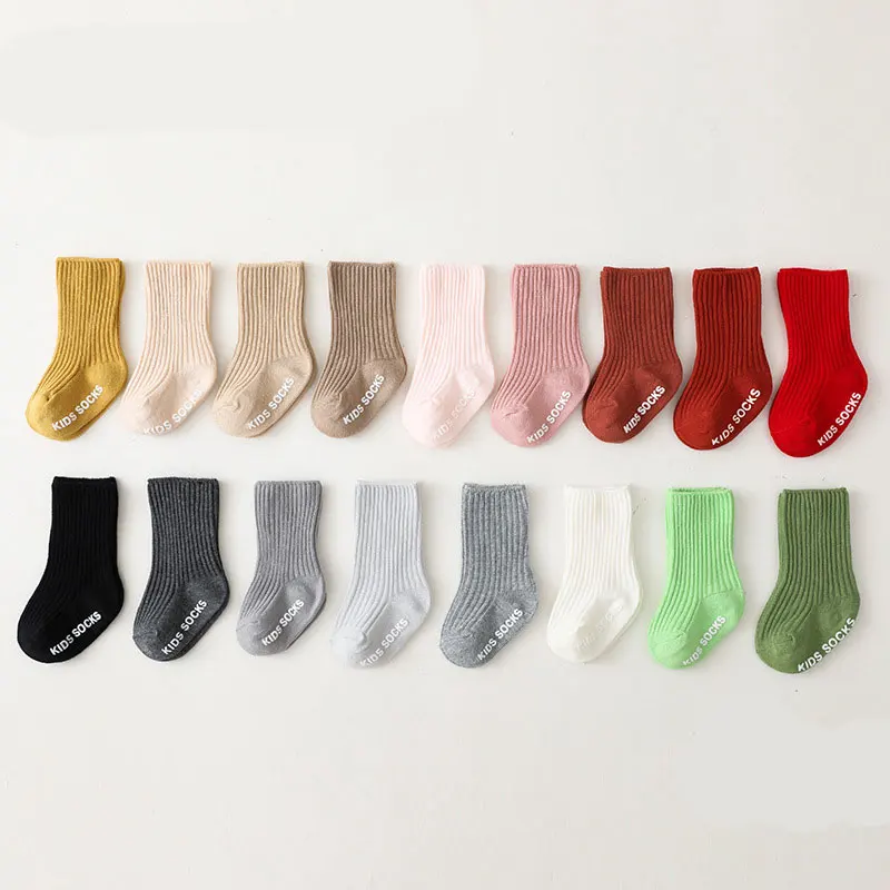Kaus Kaki Lantai Huruf Putih S - Unisex Baby Socks Non Slip ulasan dan harga
